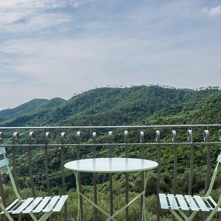 بيت للعطل La Vedetta Sea View *